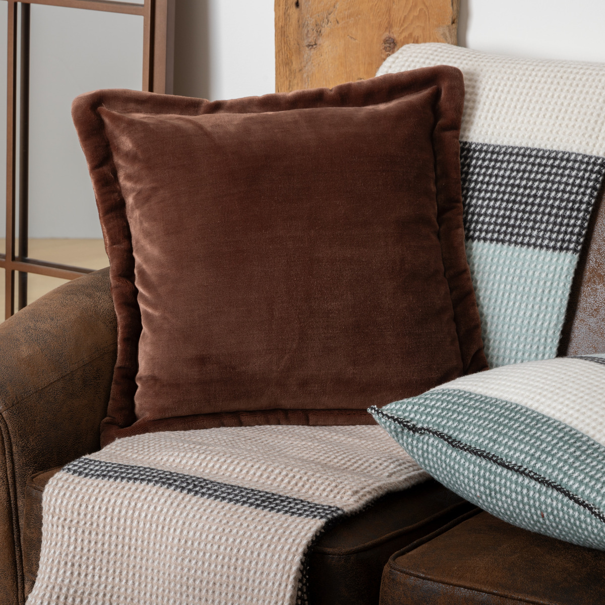 Flannel cushion "Cuddly" Brown, 53x53 cm