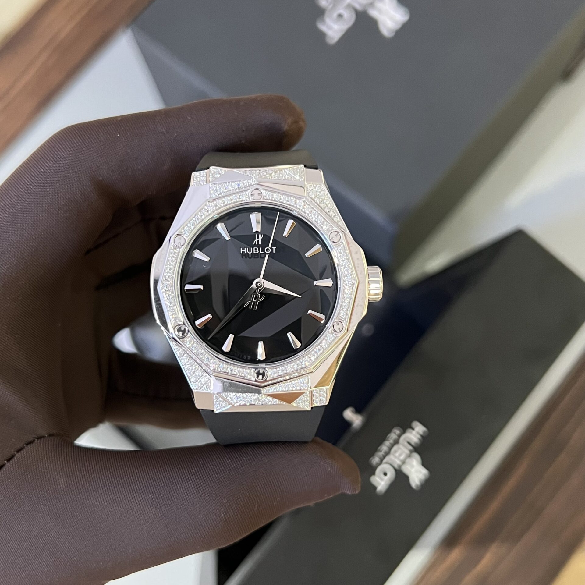 Hublot Orlinski Best Replica Watch Titanium Black With Diamond 40mm - Elite Watch Atelier