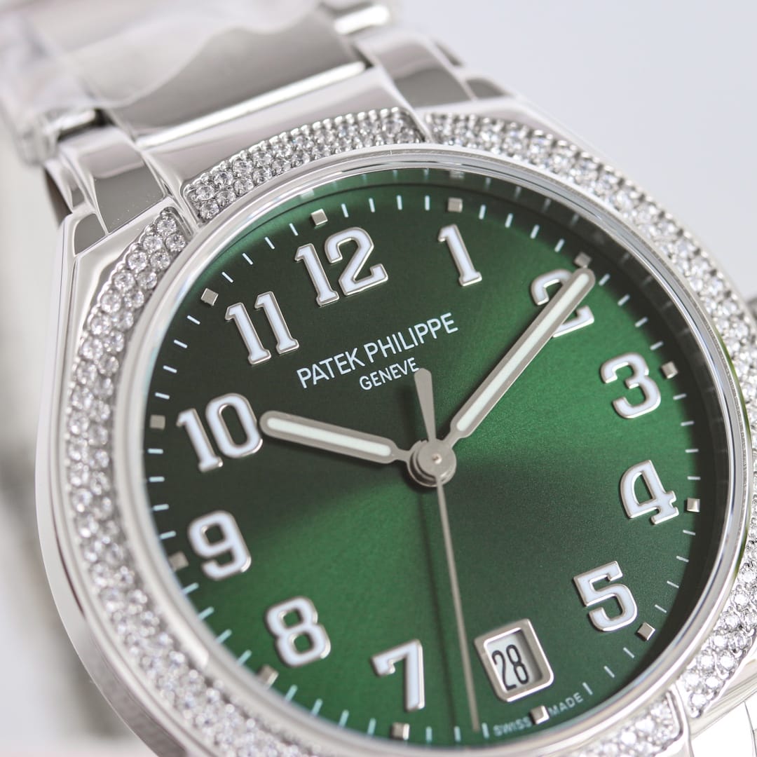 Fake Diamond Watch For Women Patek Philippe Replica Twenty~4 Ladies Stainless Steel Olive Green Dial 7300/1200A-011(1:1 replica) - Top club
