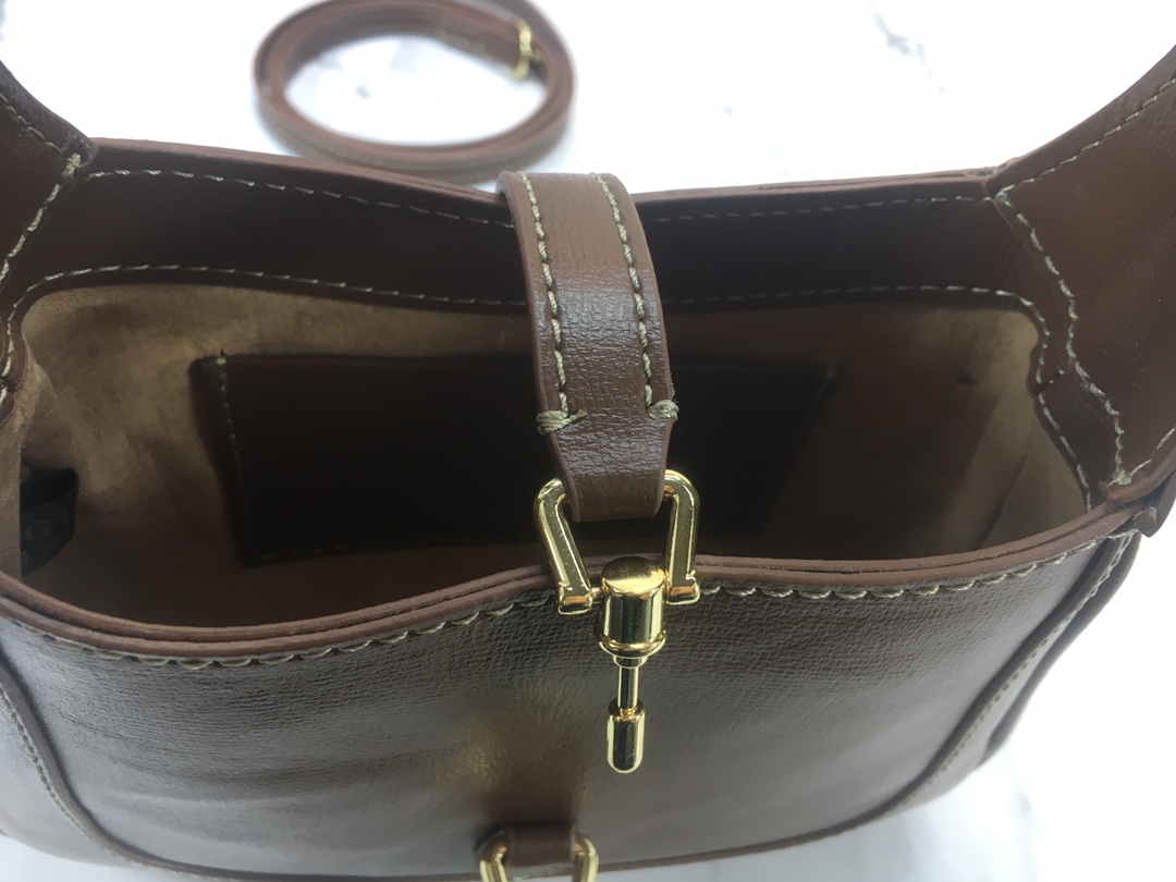Replica Gucci Jackie 1961 Mini Hobo Bag 637092 Solid1:1High-quality replica