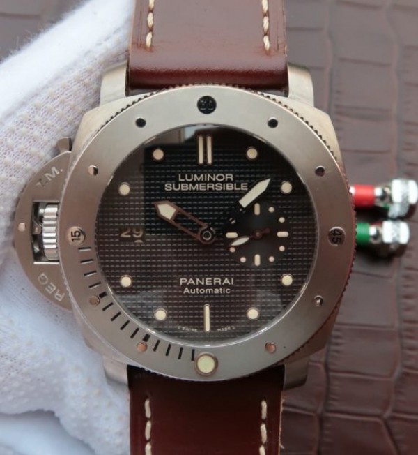 Replica Panerai JF Luminor Submersible PAM569 Titanium - Top club