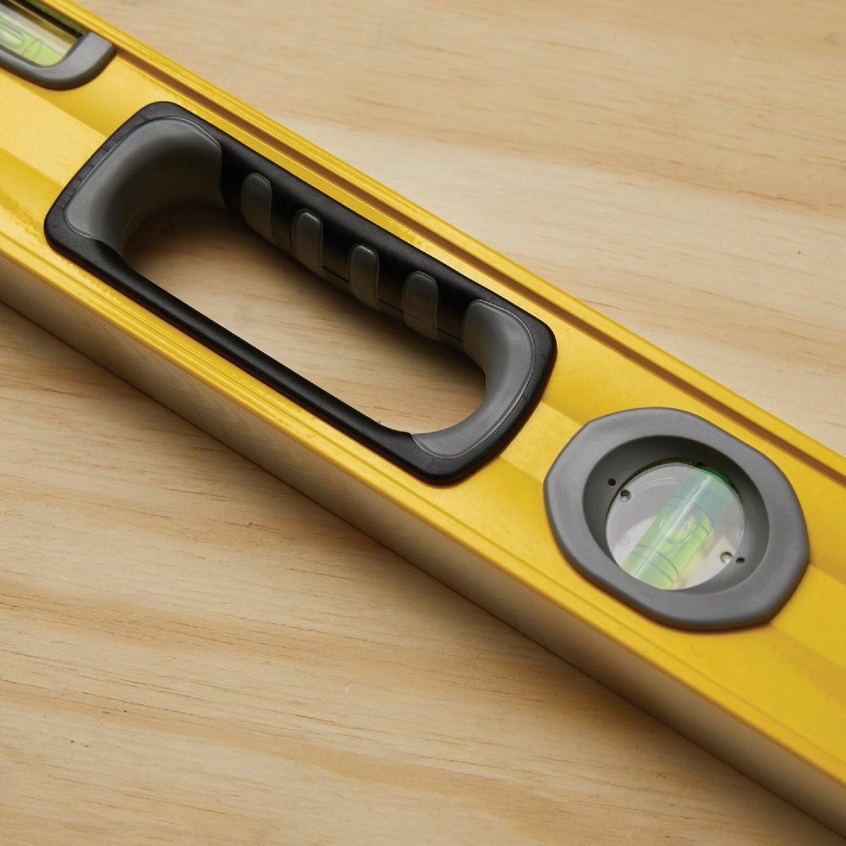 Stanley FatMax 72 In. Non-Magnetic Aluminum Box Level