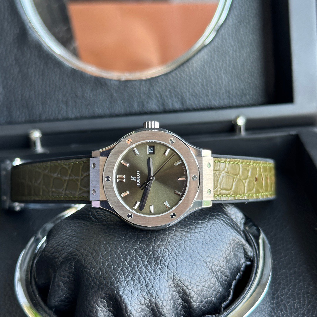 Hublot Replica 1:1 Watch Classic Fusion Women s Battery Swiss 33mm - Top club