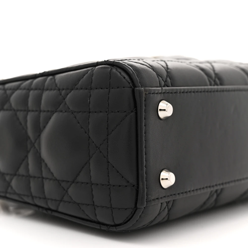 Mirror-Quality Dior Mini Lady Bag Replica Handcrafted to Perfection1:1High-quality replica