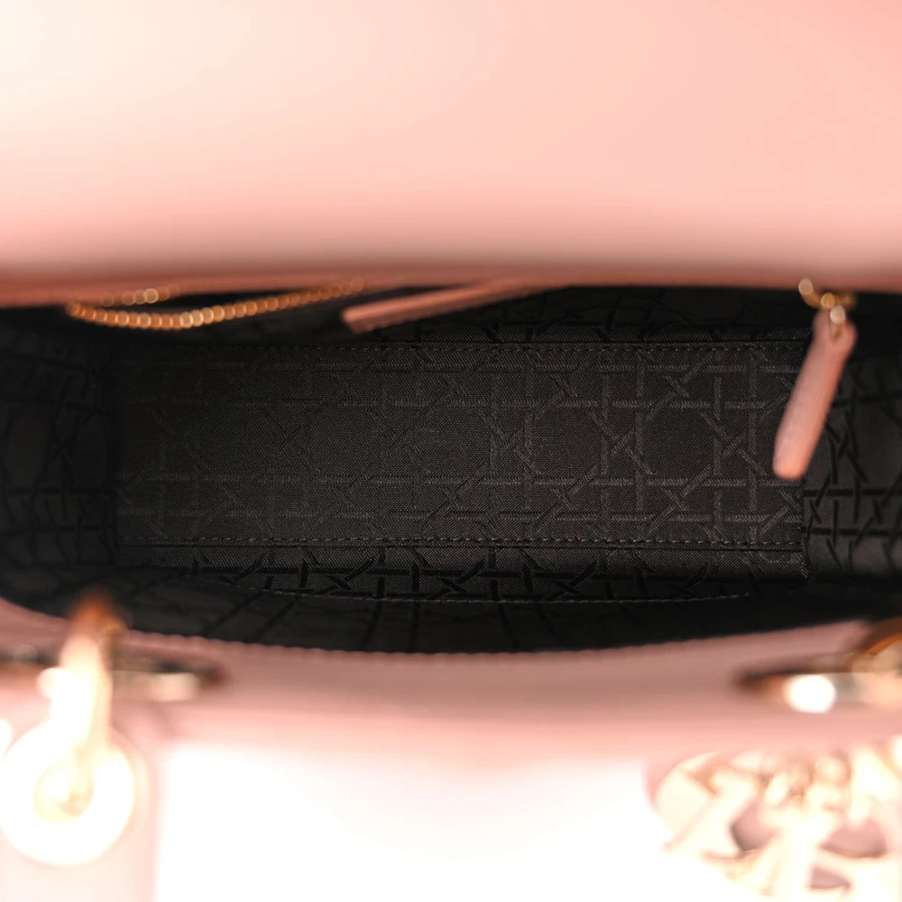 Mirror Quality Replica Dior Bags That Capture Luxe Elegance1:1High-quality replica