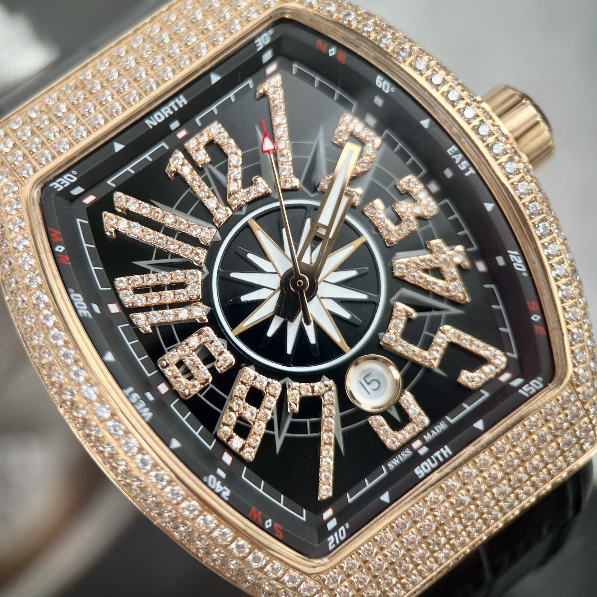 Franck Muller Replica 1:1 Watch V45 Black Dial Diamond Gold Case 45mm - Top club