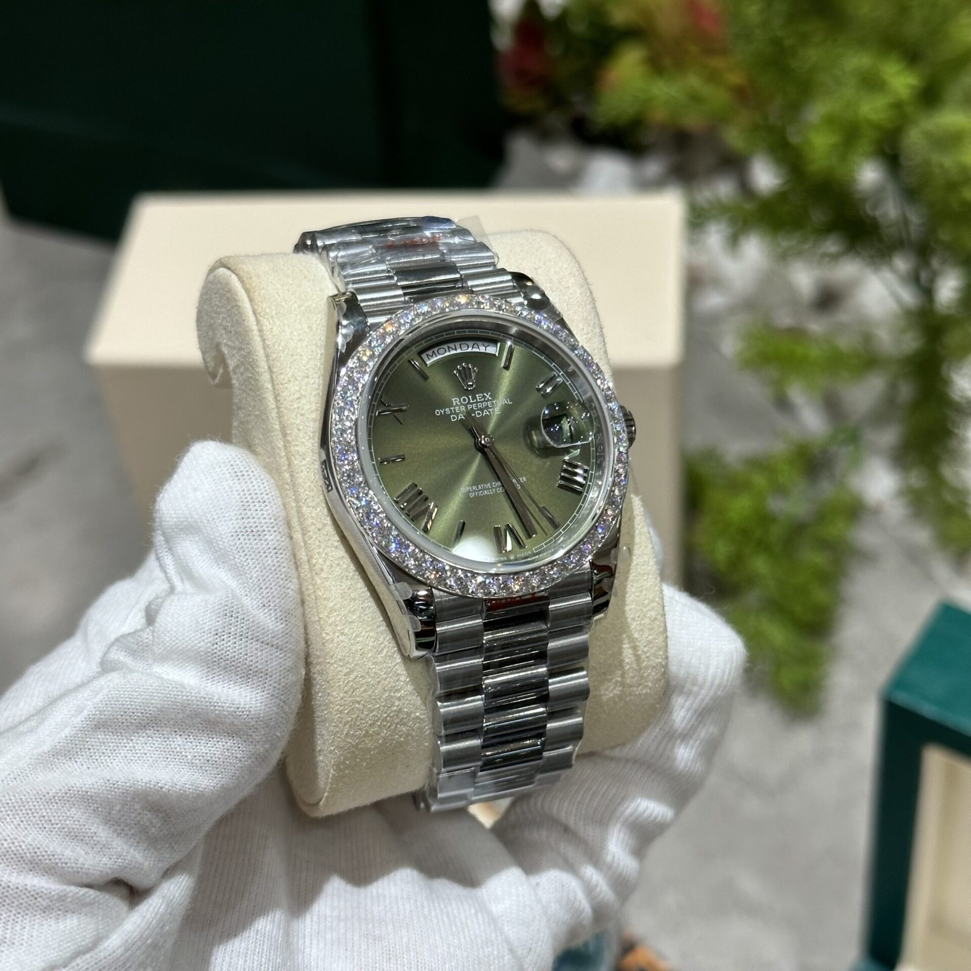 Rolex Day-Date 228236 Moissanite Green Dial Replica Watch 168gram GM V3 40mm - Elite Watch Atelier
