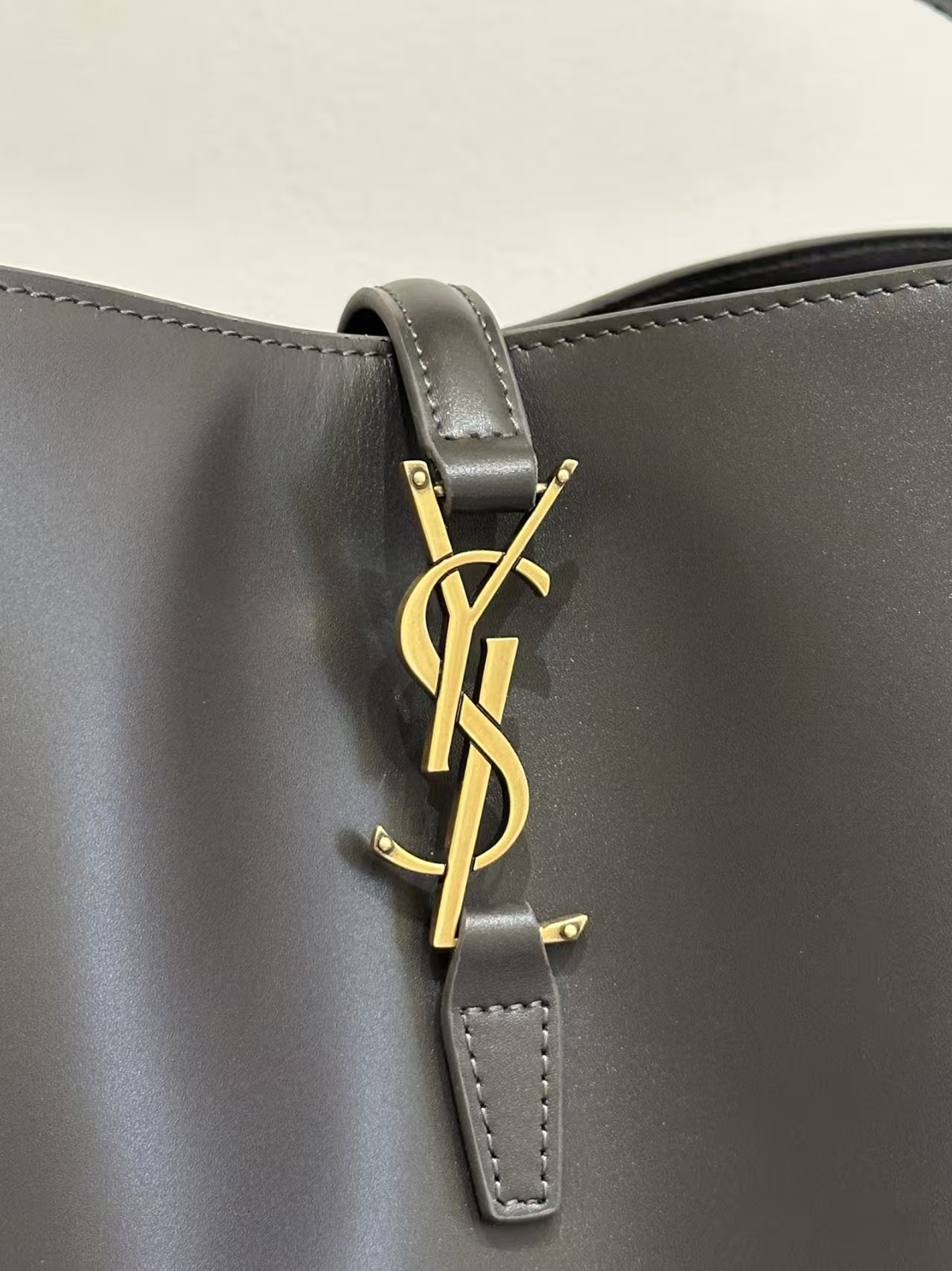 Saint Laurent LE 37 Large HandBag1:1High-quality replica