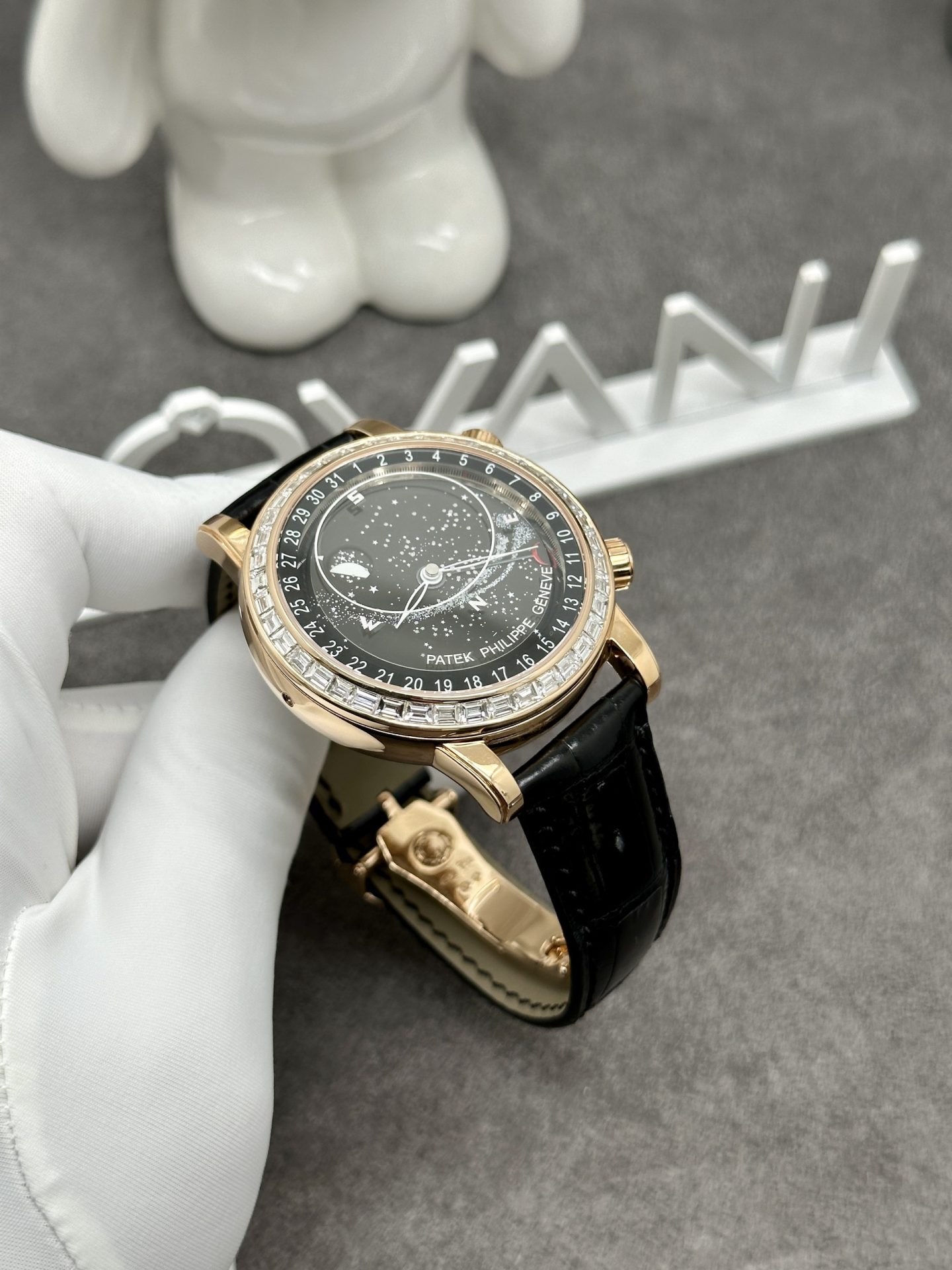 Patek Philippe Best Replica Watch Grand Complications 6104R Custom Solid Gold Watch and Diamonds 44mm - Top club