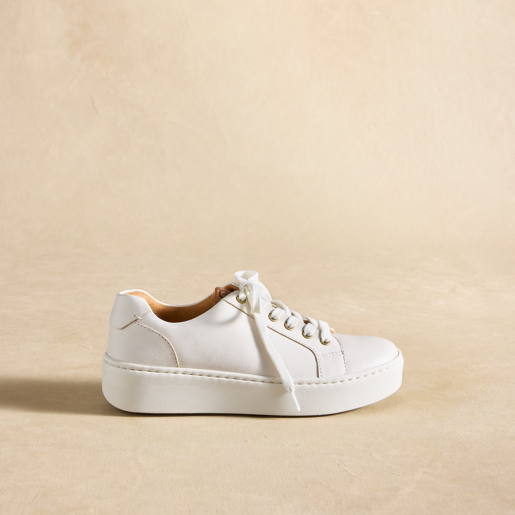 Mira Sneakers - Sundance Clothing
