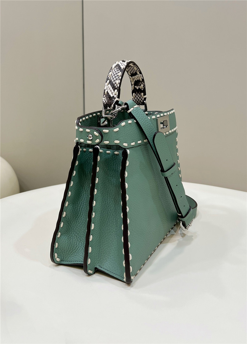 fendi  medium bag - Replicaclubs