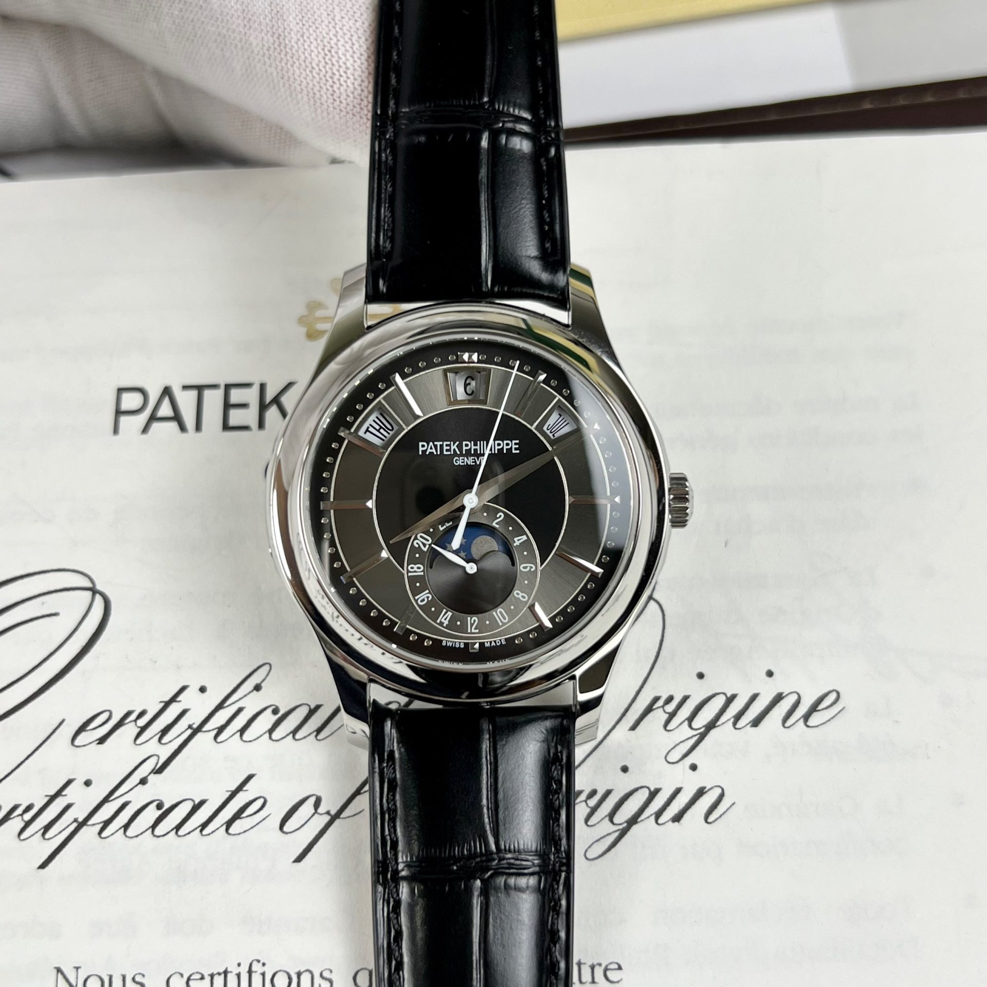 Patek Philippe Complications 5205G Replica Watches Best Quality Leather Strap 40mm - Top club