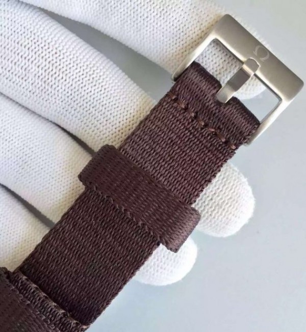 Replica Omega Speedmaster Moonwatch Apollo 11 45th anniversary Limited Brown Dial Nylon Strap - Top club