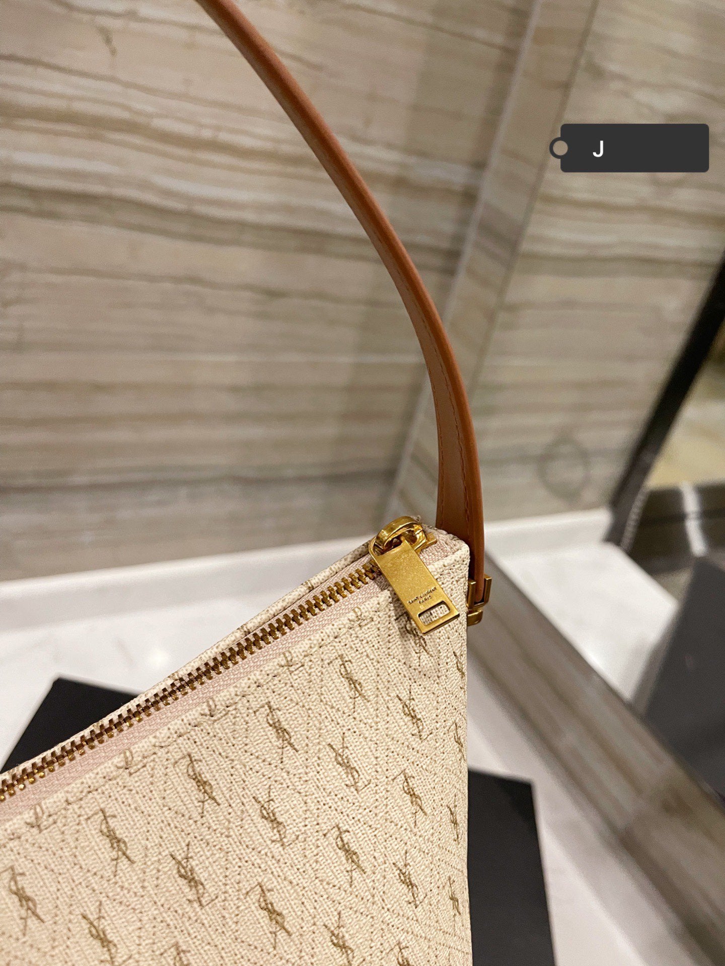 TO – Luxury Edition Bags SLY 1871:1High-quality replica