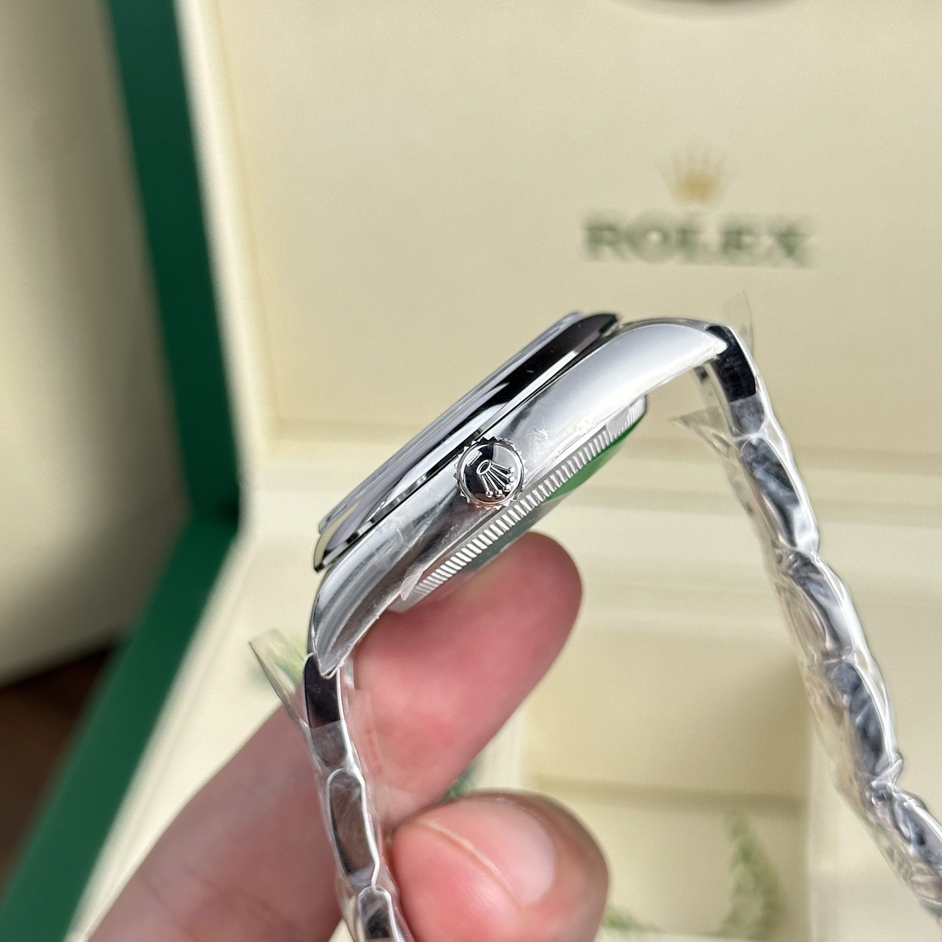Rolex Oyster Perpetual 124300 Replica Watch Celebration Clean Factory 36mm - Top club
