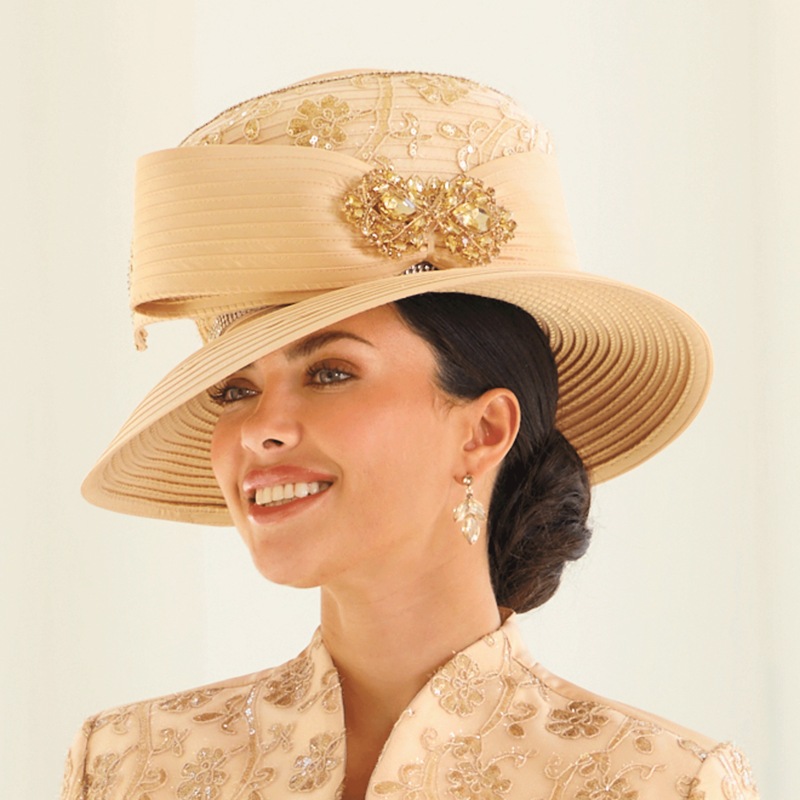 Raina Hat - MIDNIGHT VELVET CATALOG