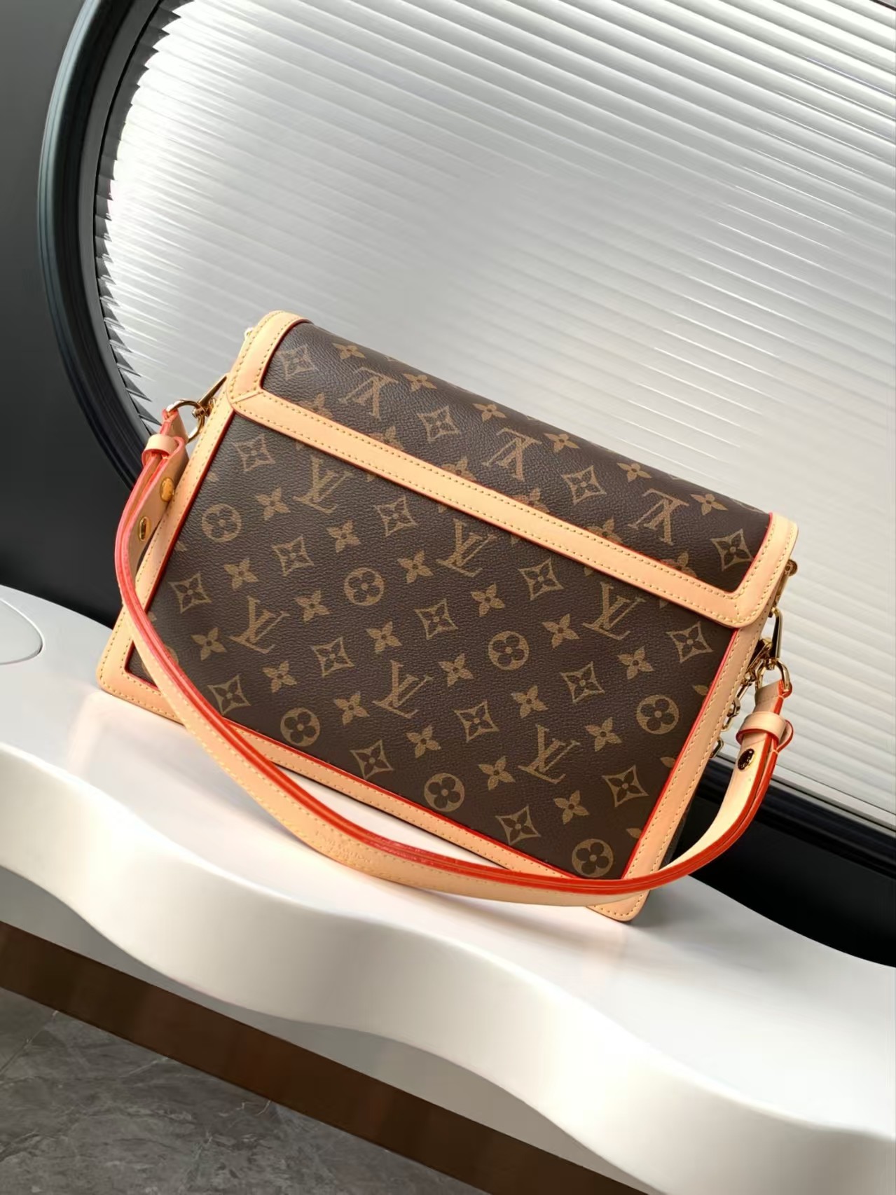 Louis Vuitton Dauphine Soft GM Bag1:1High-quality replica