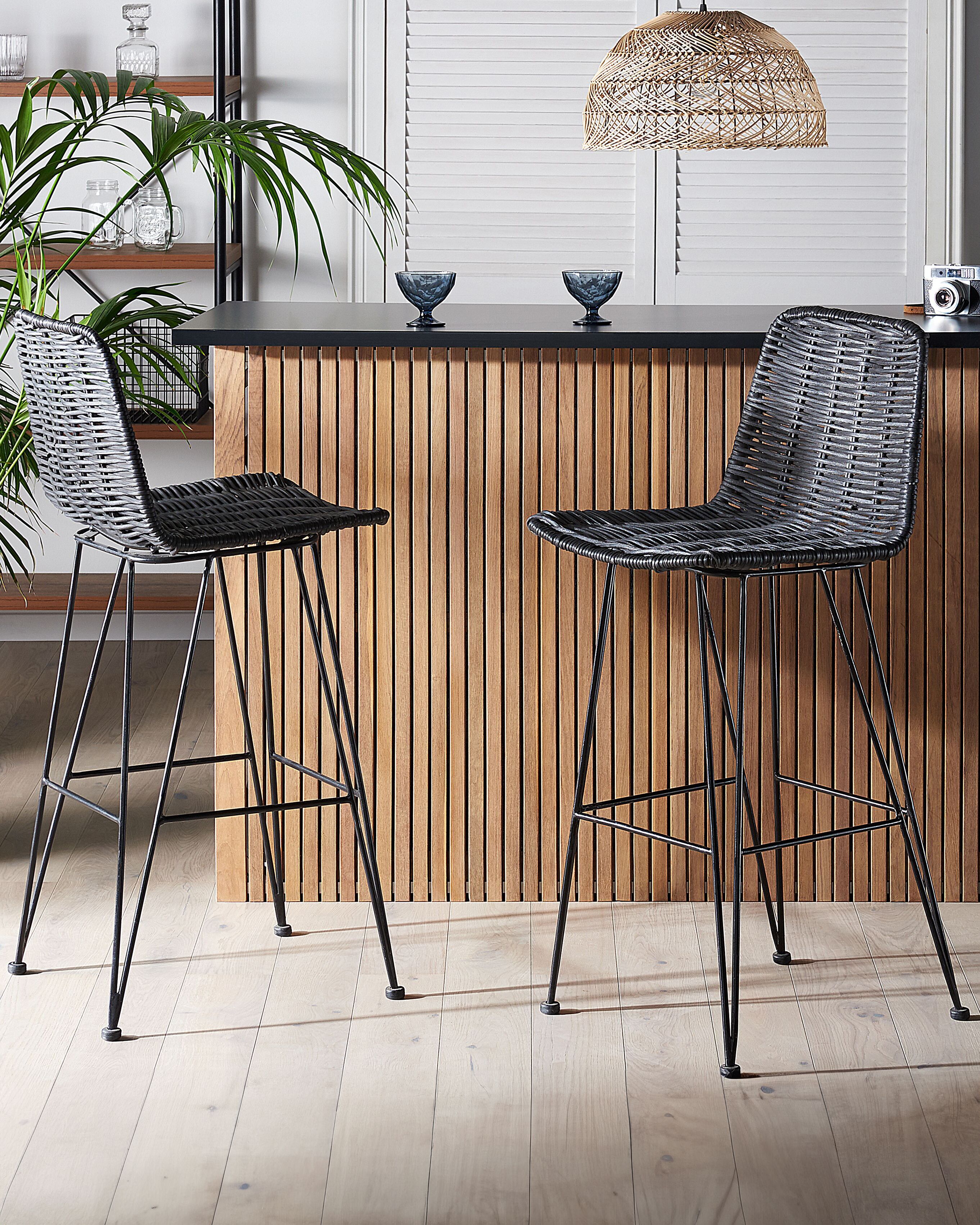 Set of 2 Bar Chairs CASSITA Rattan Black
