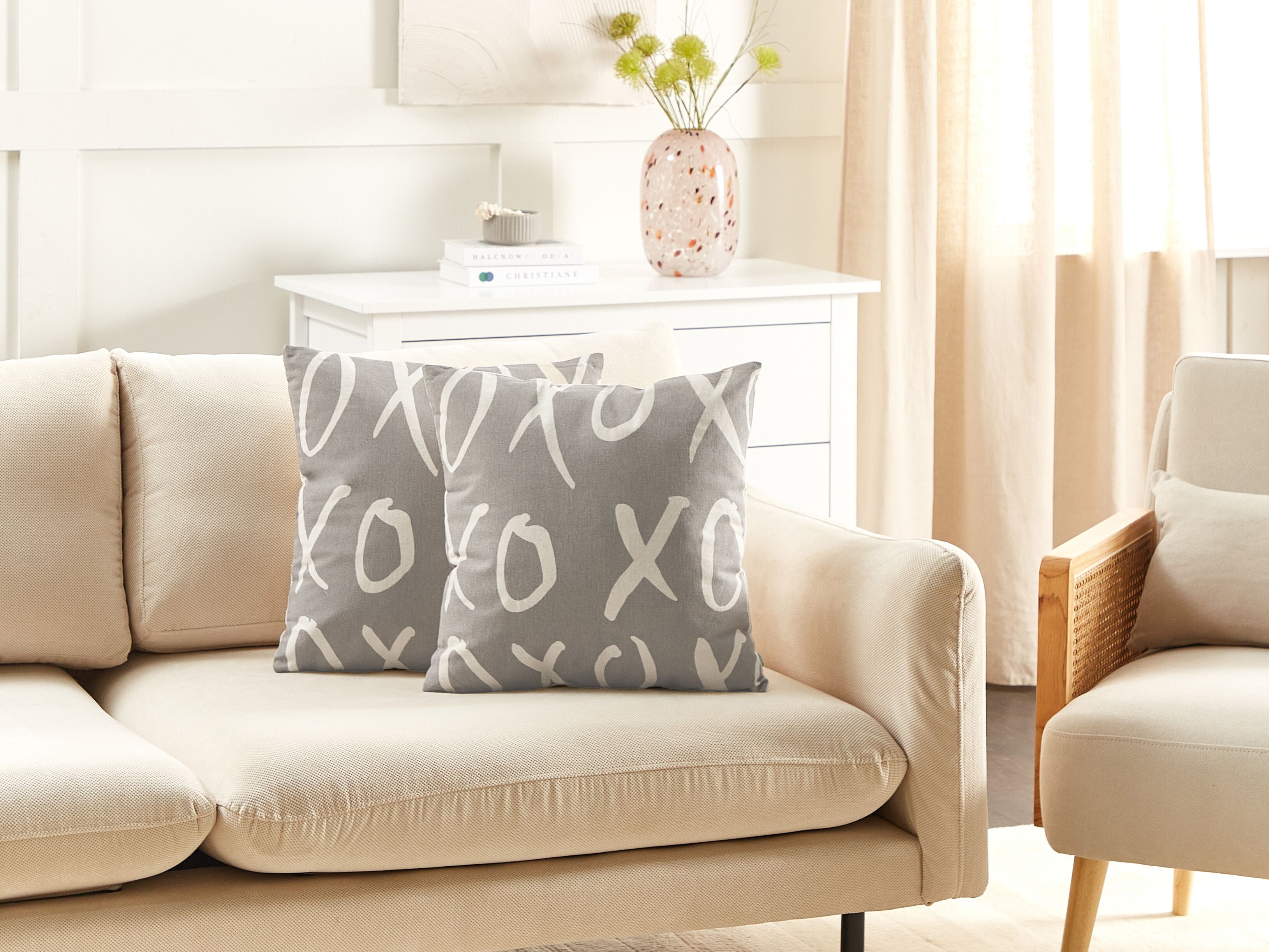 Set of 2 Decorative Cushions TELOPEA Cotton 45 x 45 cm Grey Text