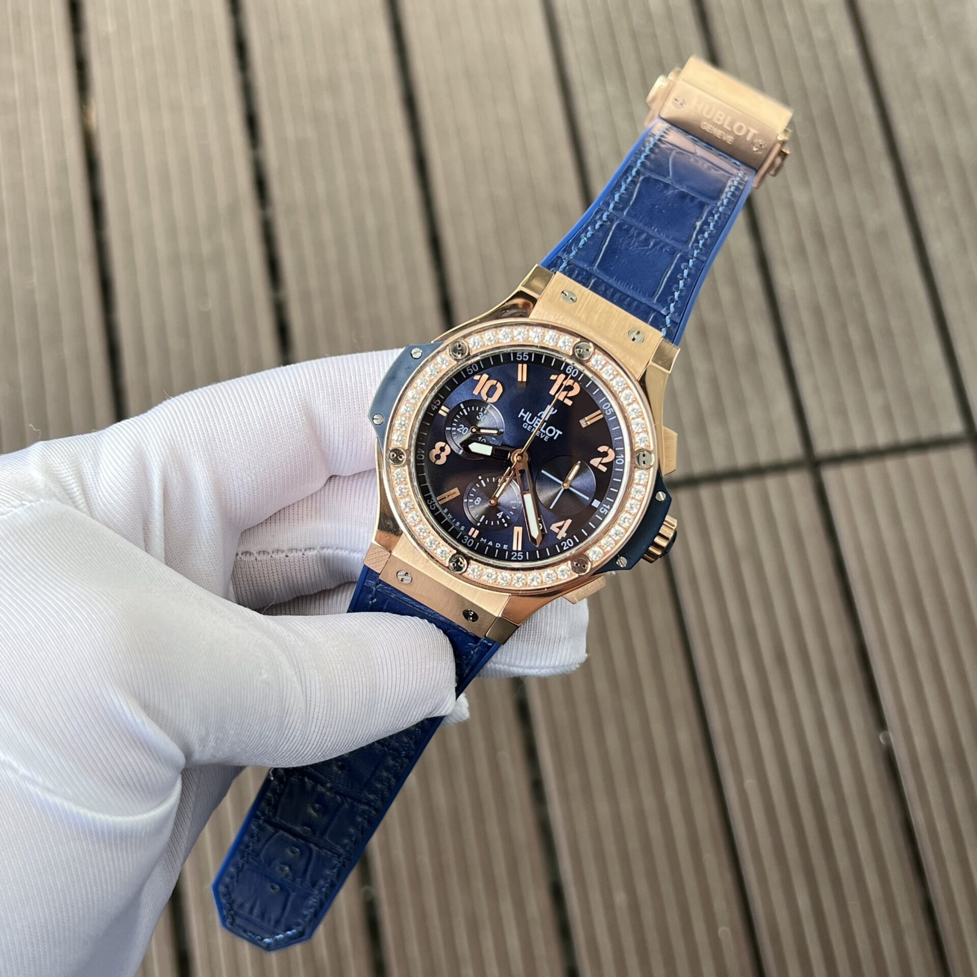 Hublot Big Bang Chronograph Replica Watch King Gold Blue With Diamond Bezel 44mm - Elite Watch Atelier