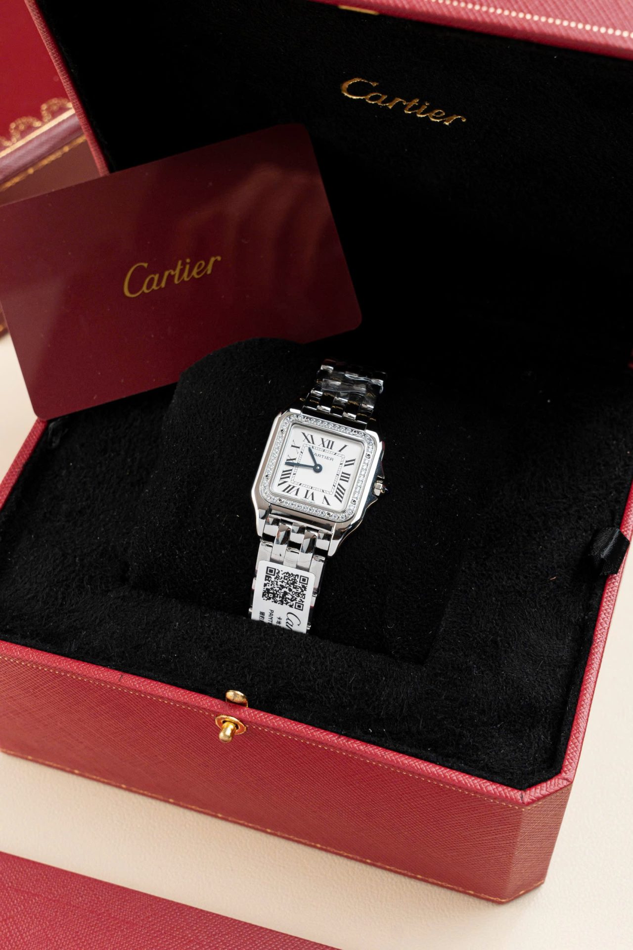 Cartier Panthere W2PN0007 Replica Watch White Dial Metal Wire 27x37mm - Top club