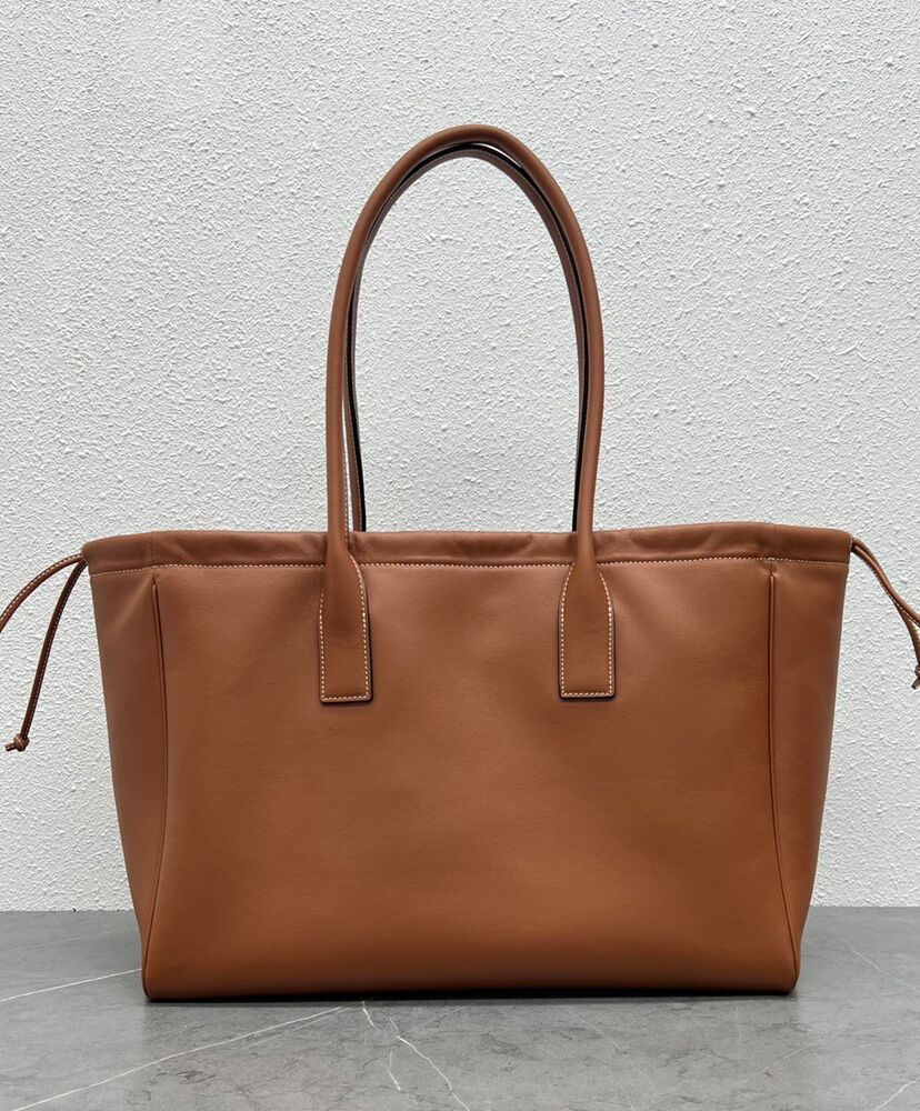 Celine Cabas Drawstring Cuir Triomphe In Smooth Calfskin Coffee1:1High-quality replica