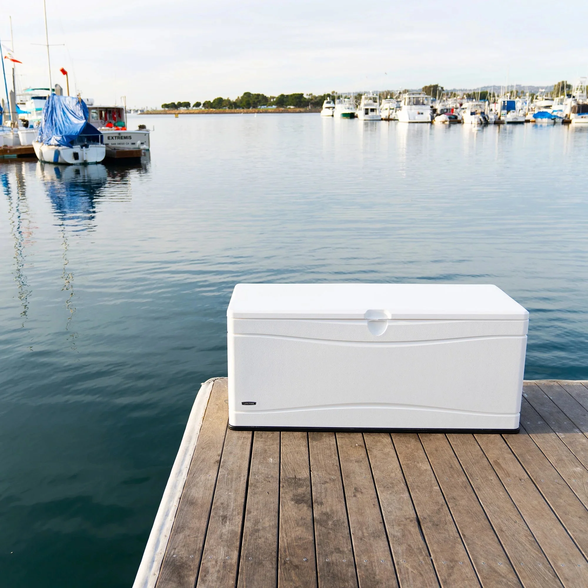 Lifetime Marine Dock Box, 130 Gallon - 60348 - Image 17 Lifetime Marine Dock Box, 130 Gallon - 60348 - Image 17