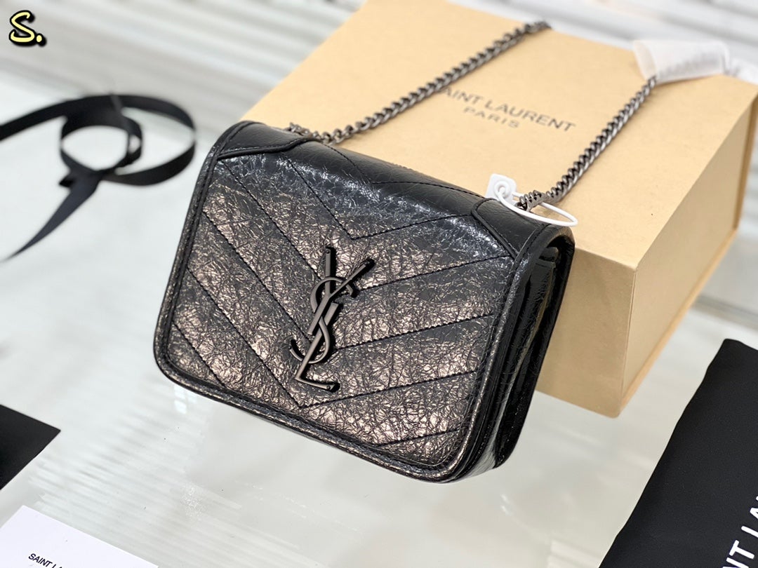 TO – Luxury Edition Bags SLY 2151:1High-quality replica
