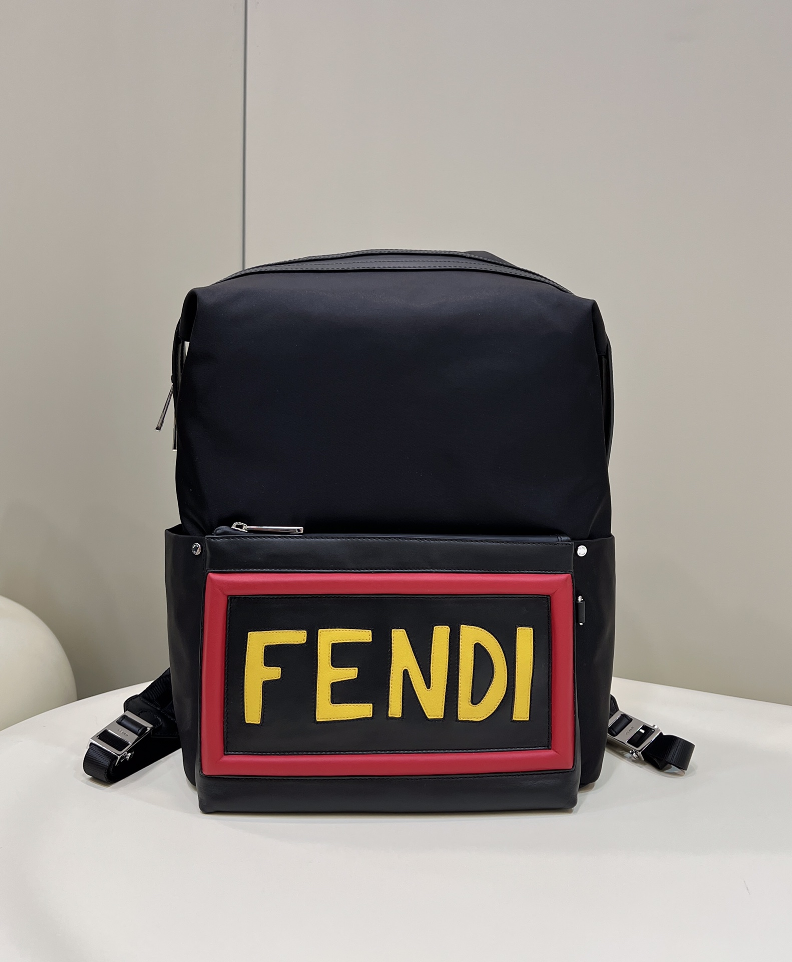 Fendi Backbag - Replicaclubs