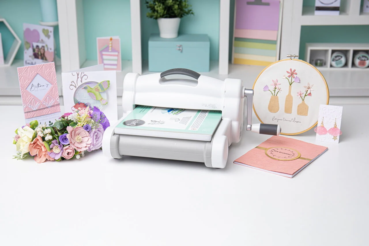 Sizzix Big Shot Shape-Cutting & Embossing Plus Machine - Image 4