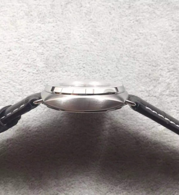 Replica Panerai XF PAM338 Radiomir Black Leather Strap P.999 - Top club