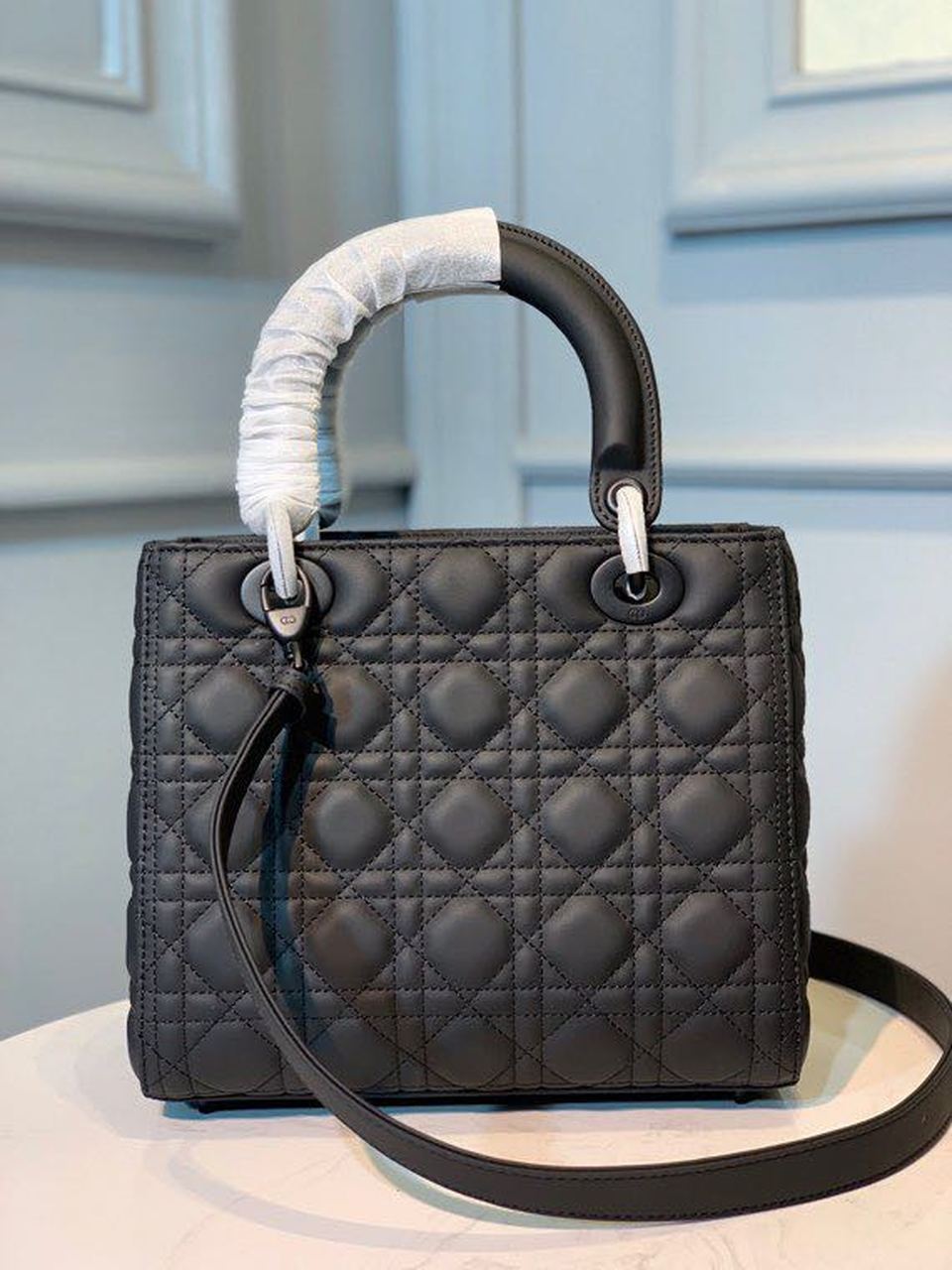 Christian Dior Medium Lady Dior Bag Matte Hardware Black Ultramatte For Women 9.5in/24cm CD M0565SLOI_M9891:1High-quality replica