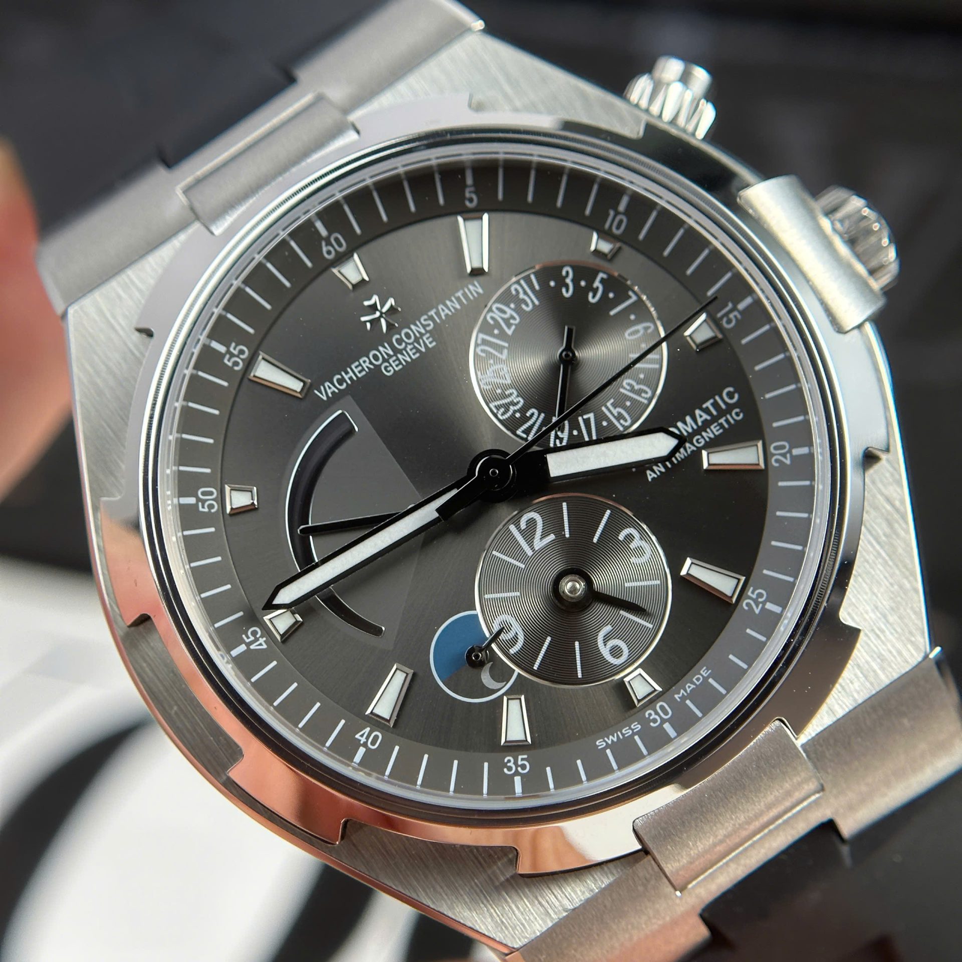 Vacheron Constantin Overseas Dual Time 47450 Knock Off Watches Gray Dial Rubber Strap 9F Factory 42mm - Top club