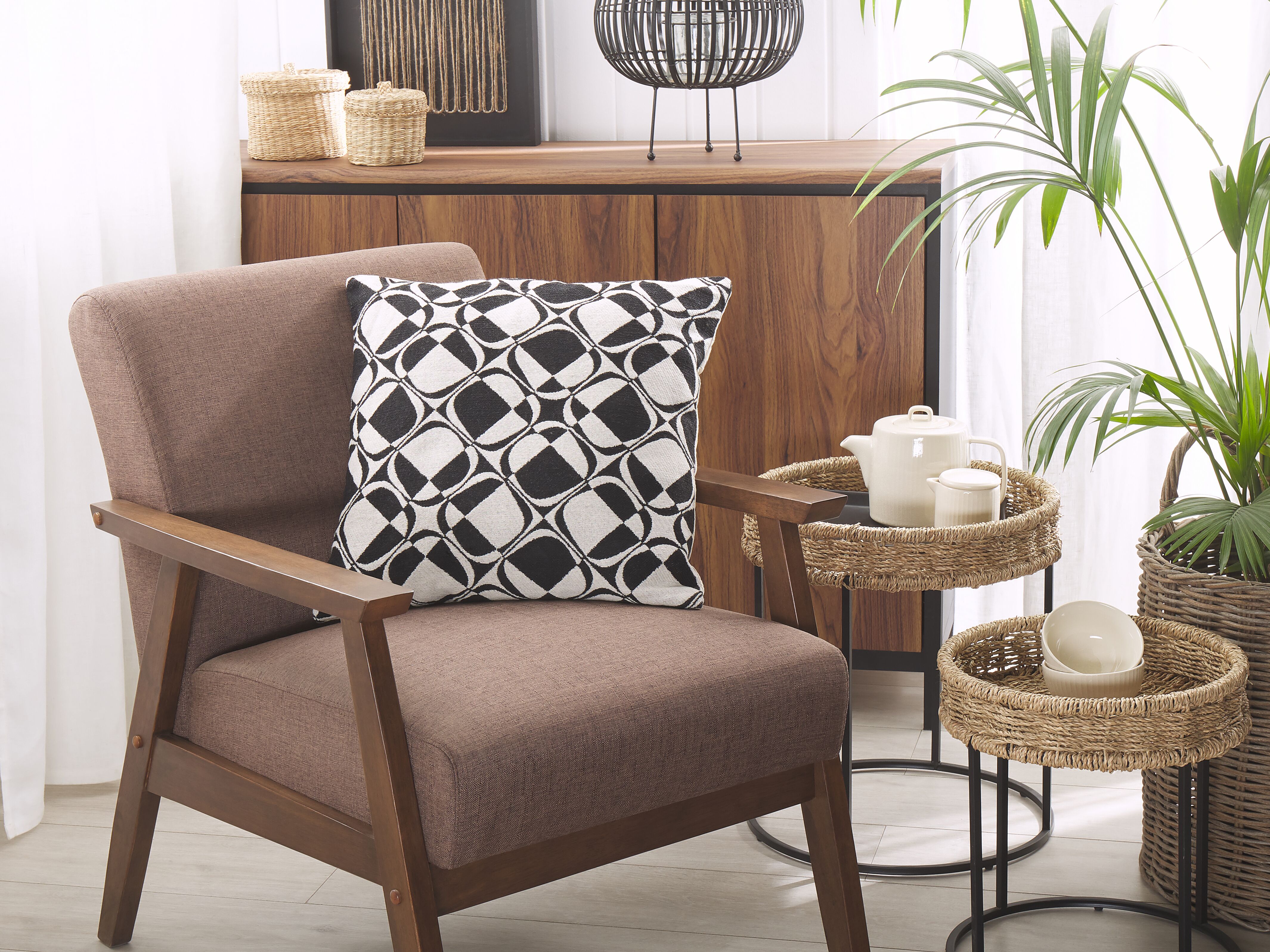 Set of 2 Decorative Cushions KOTURE Cotton 45 x 45 cm Black/ White Geometric Pattern