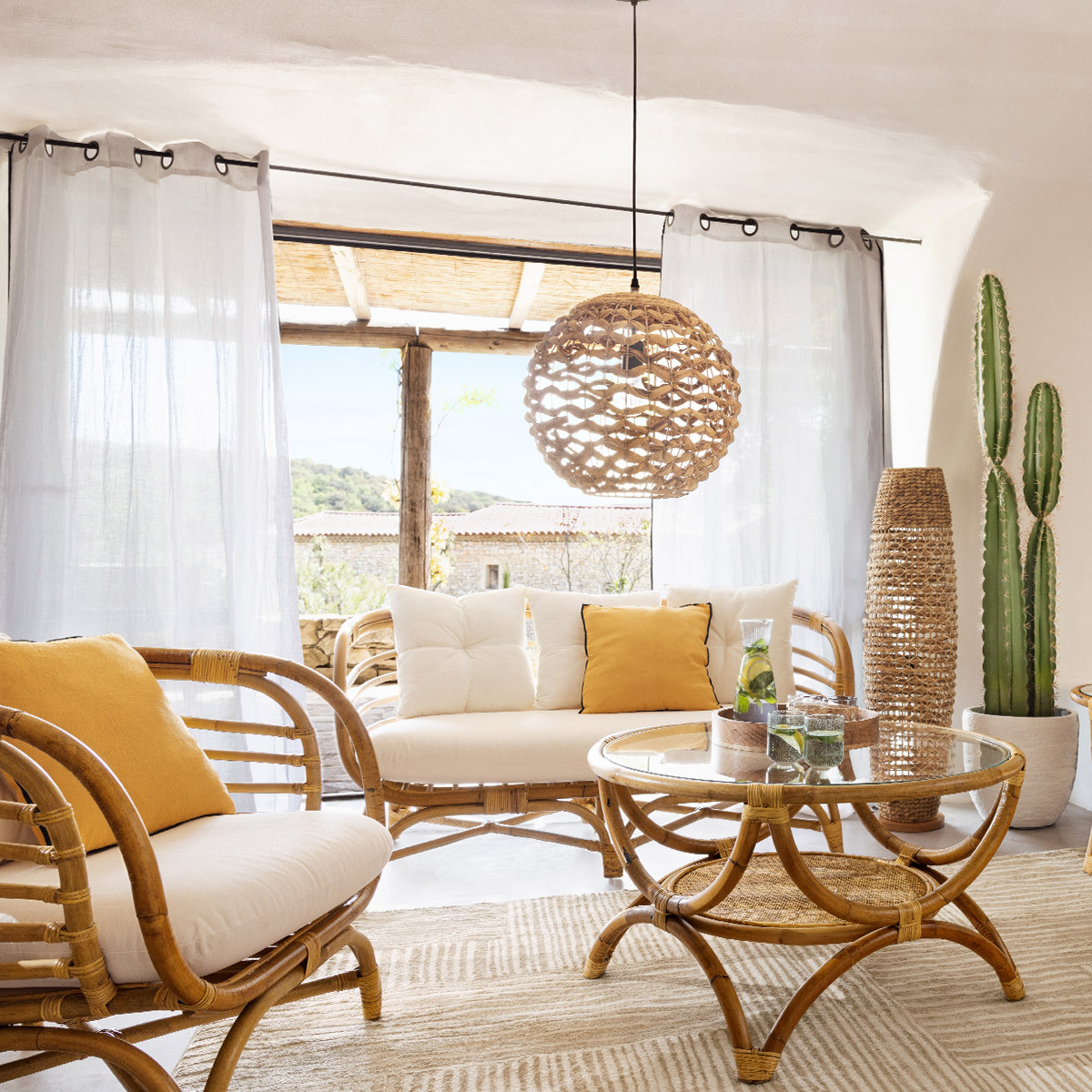 Sofa "Farah" 2-seater, Rattan, White Fabric