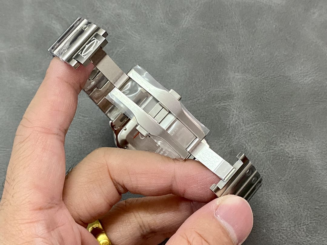Fake cartier watch Santos large model mechanical movement Silver Dial Stainless Steel WSSA0018 BVF(1:1 replica) - Top club