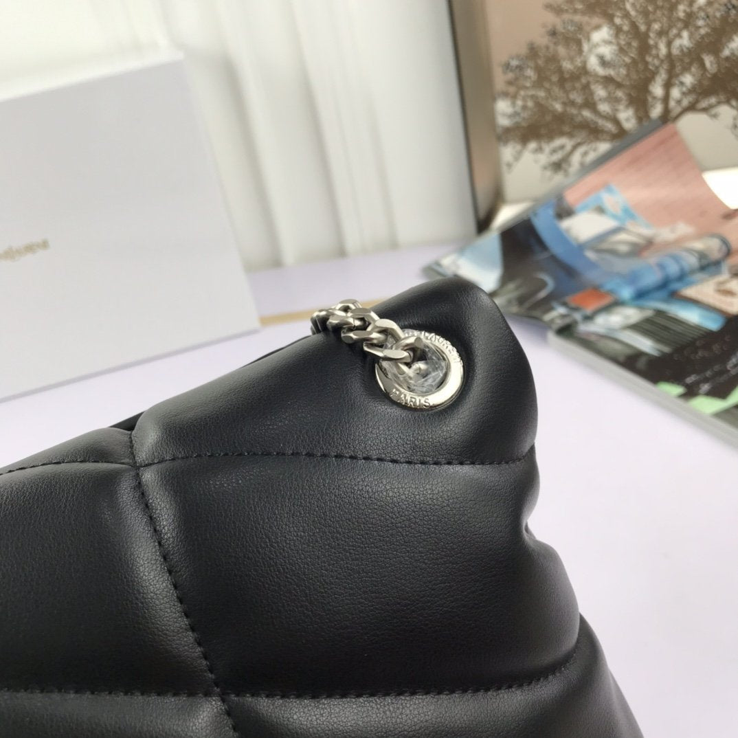 TO – Luxury Edition Bags SLY 0331:1High-quality replica
