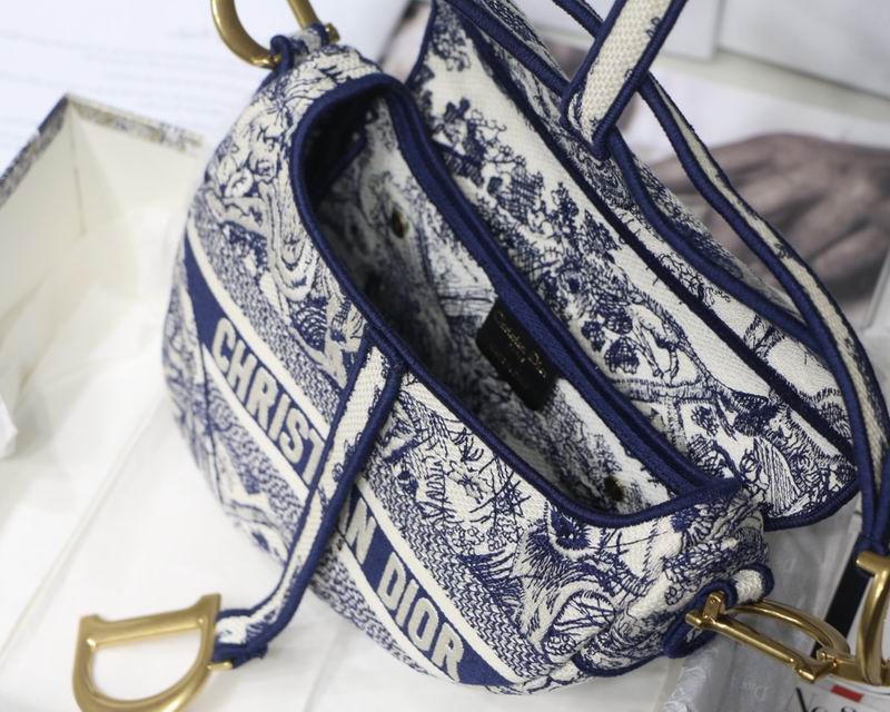 Saddle Bag Blue Toile de Jouy Embroidery – DB0741:1High-quality replica