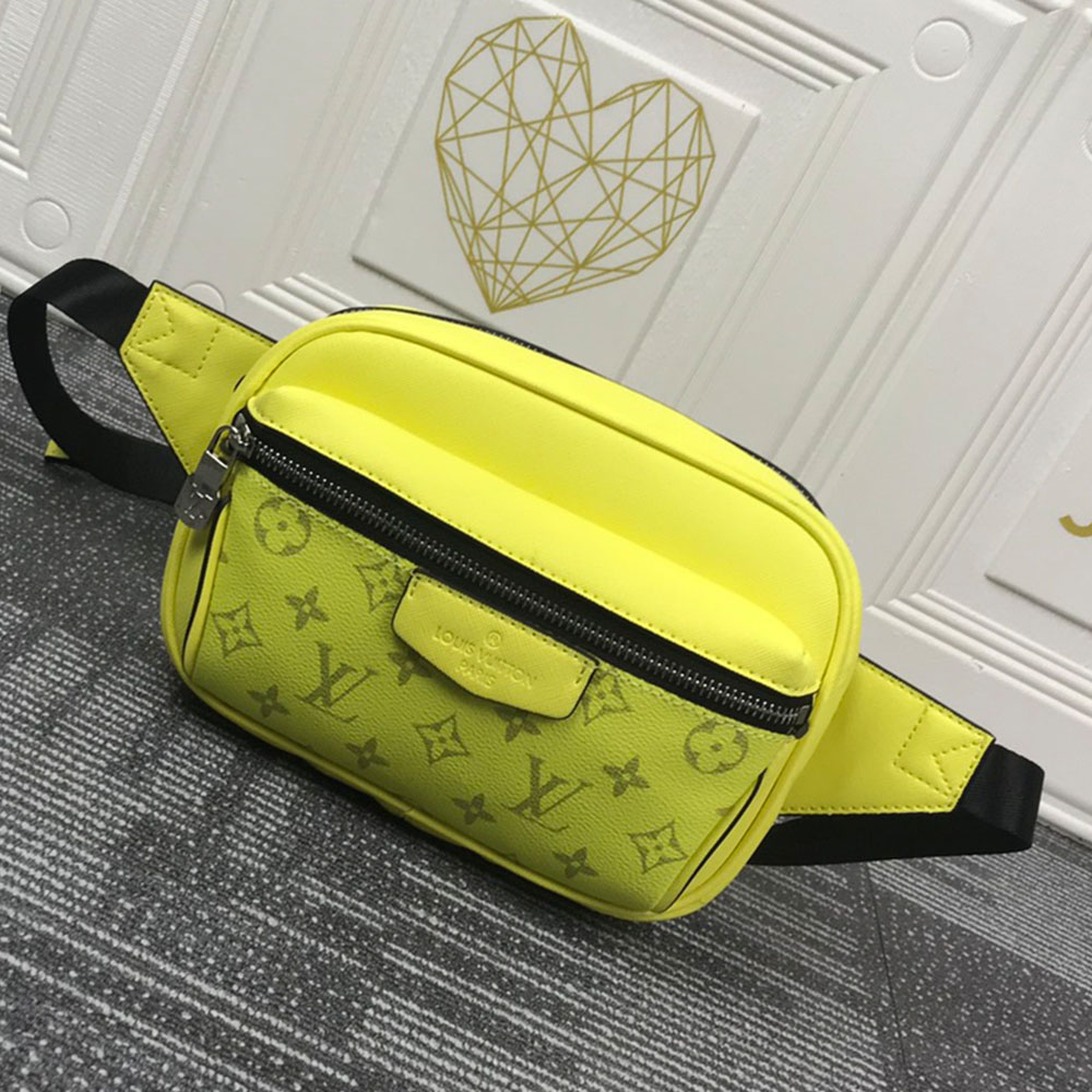 Louis Vuitton LV Outdoor Messenger Bag1:1High-quality replica