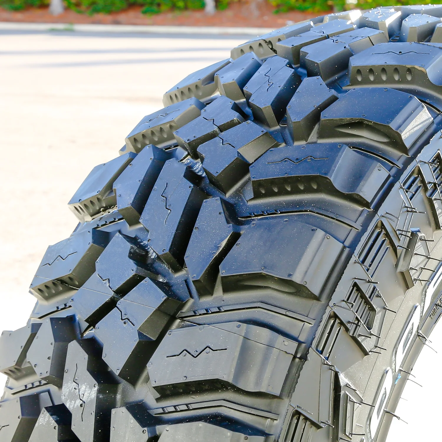 Set of 4 Cooper Discoverer STT Pro 265/75R16 123/120Q E 10 Ply m/t mud Light Truck Tires - Image 2