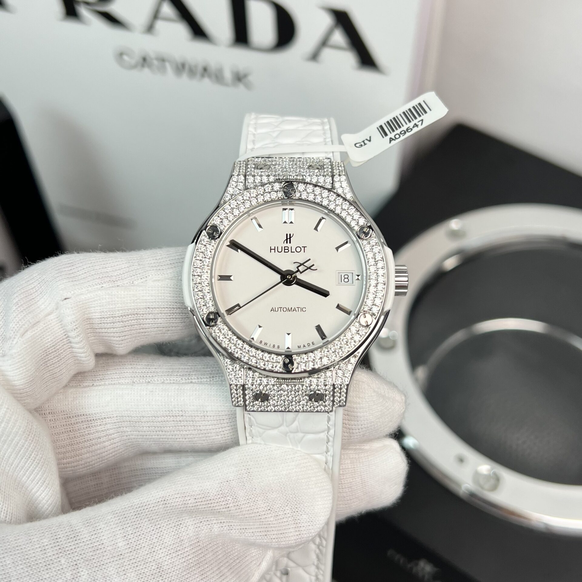 Hublot Replica  Watch Full Moissanite Diamond White HB Factory 38mm - Top club