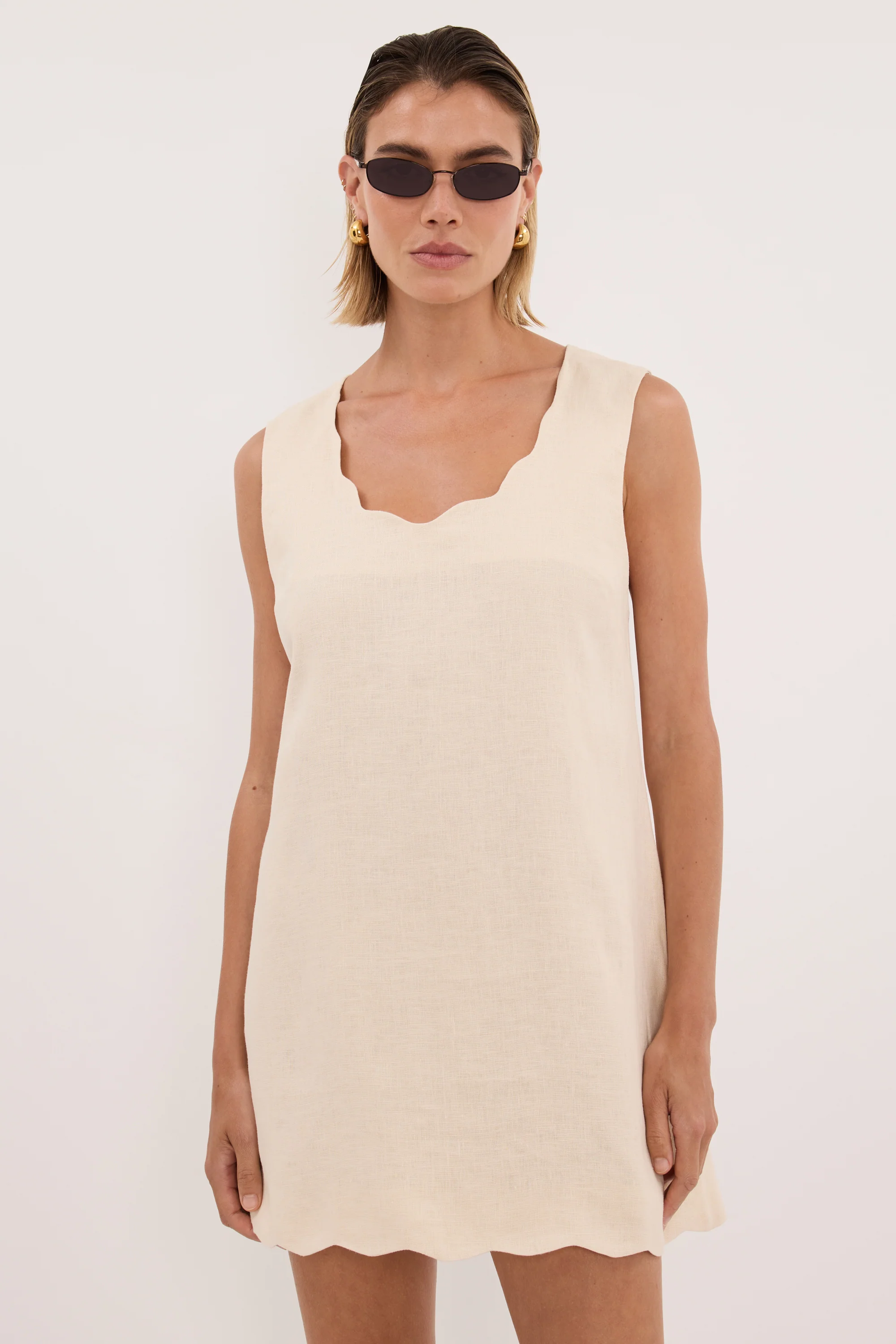 LELA SANDSTONE SLEEVELESS LINEN MINI DRESS