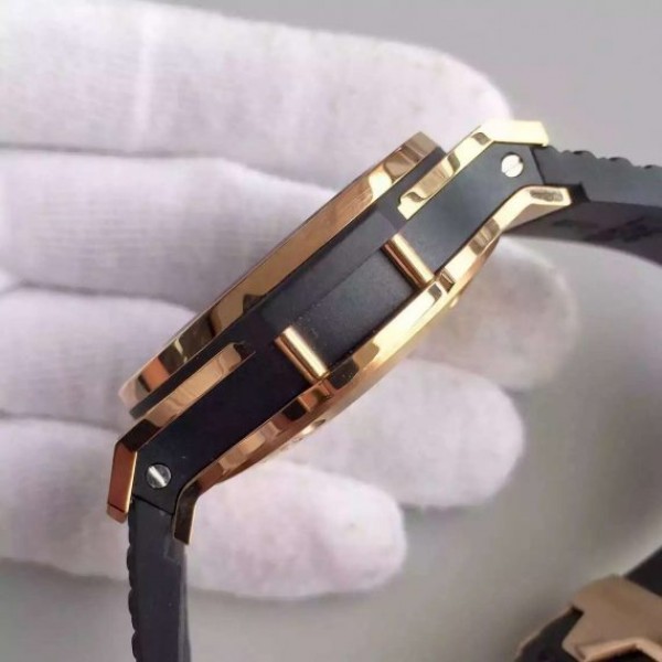 Replica Hublot Big Bang Gold Full Pave Chrono RG Diamonds Dial Black Rubber Strap A7750 - Top club