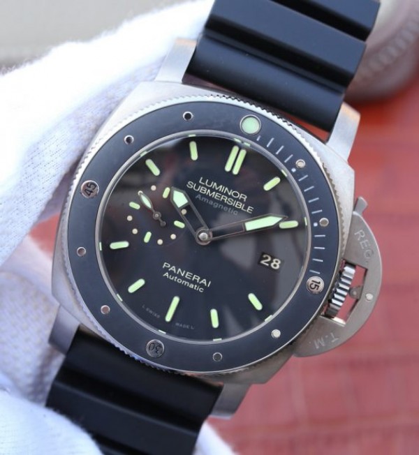 Replica Panerai VSF PAM389 Black Rubber Strap P.9000 - Elite Watch Atelier
