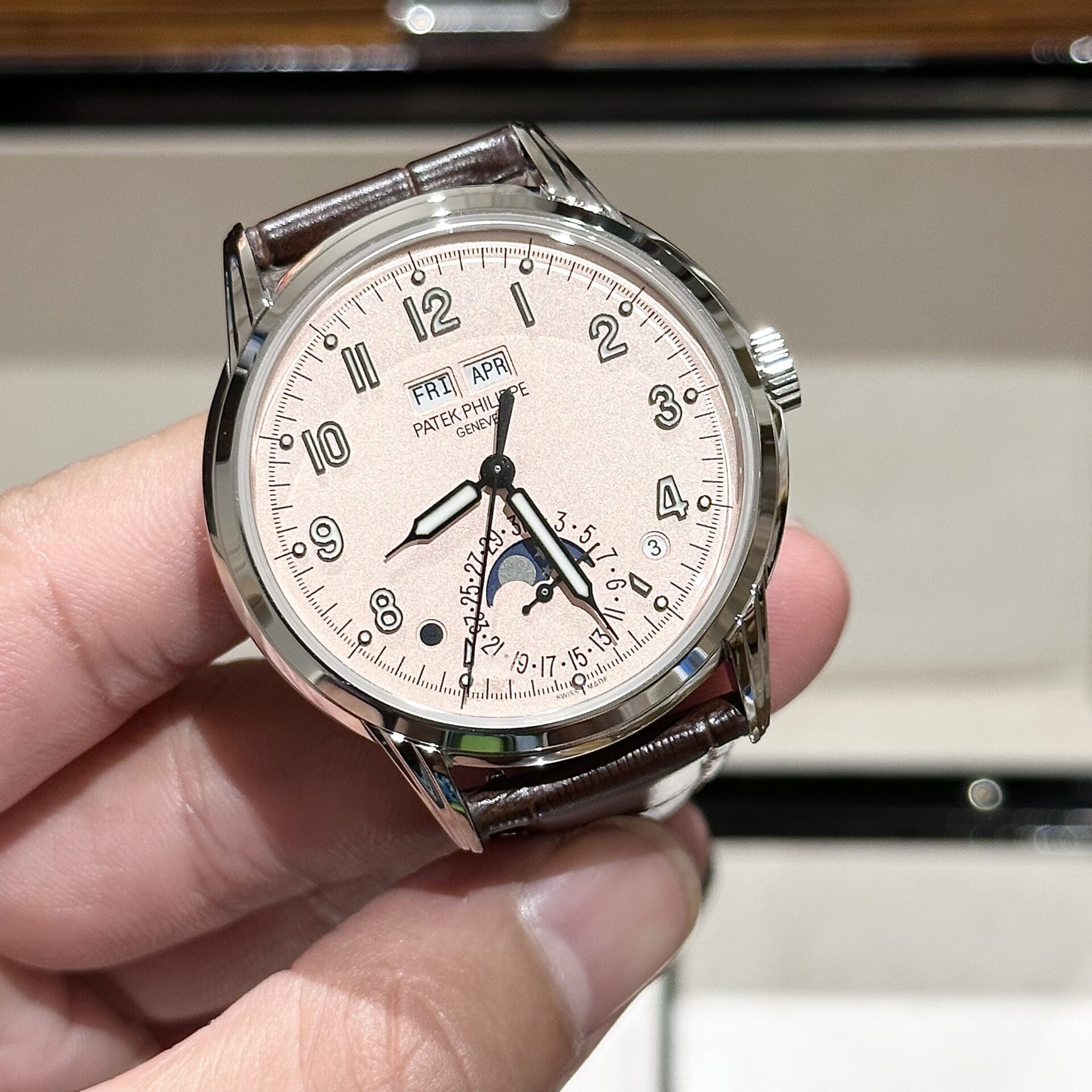 Patek Philippe Replica Watch Complications 5320G Pink Dial GRF 40mm - Elite Watch Atelier