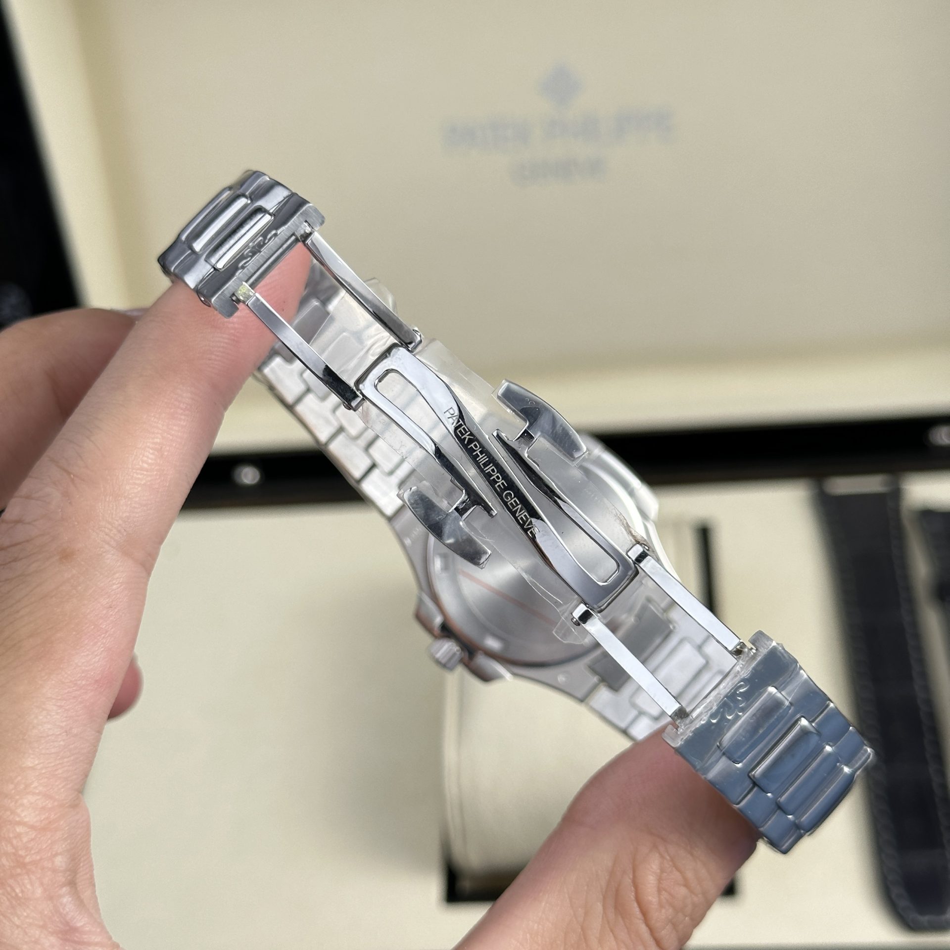 Patek Philippe Replica Watches Nautilus 7010 Womens Black Dial 32mm - Top club
