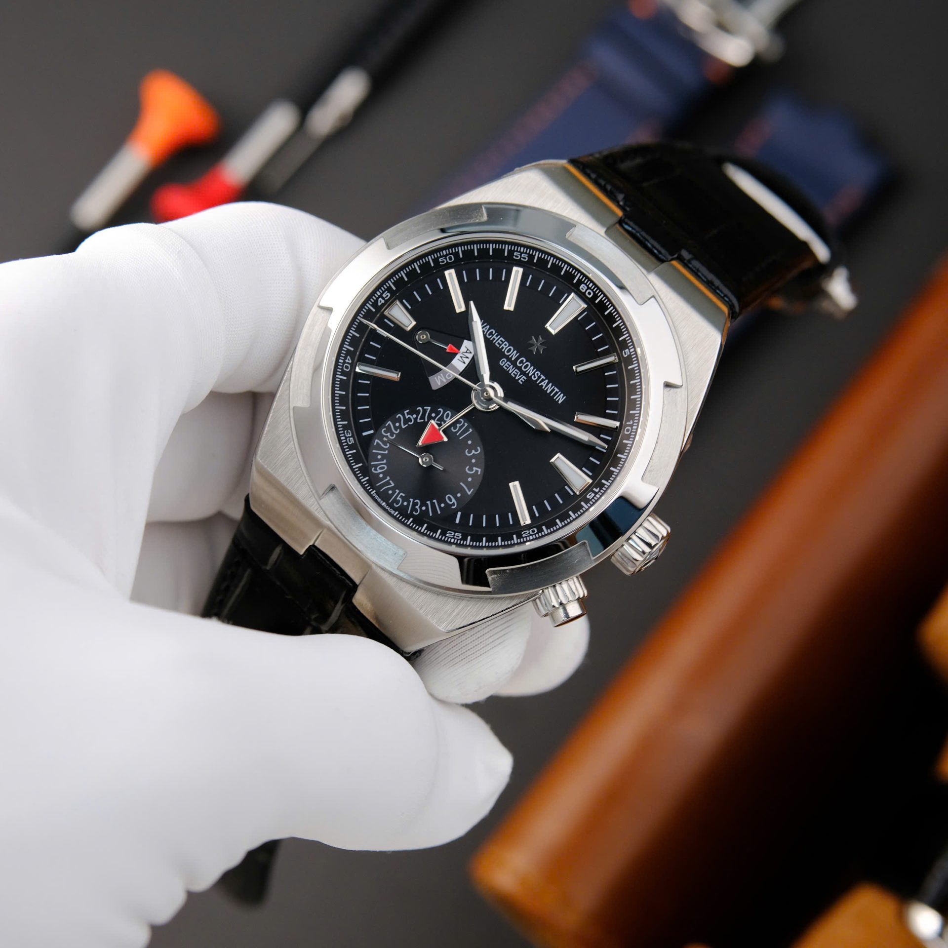 Vacheron Constantin Overseas Dual Time 7900V Replica Watch Black Dial PZ Factory 41mm - Top club