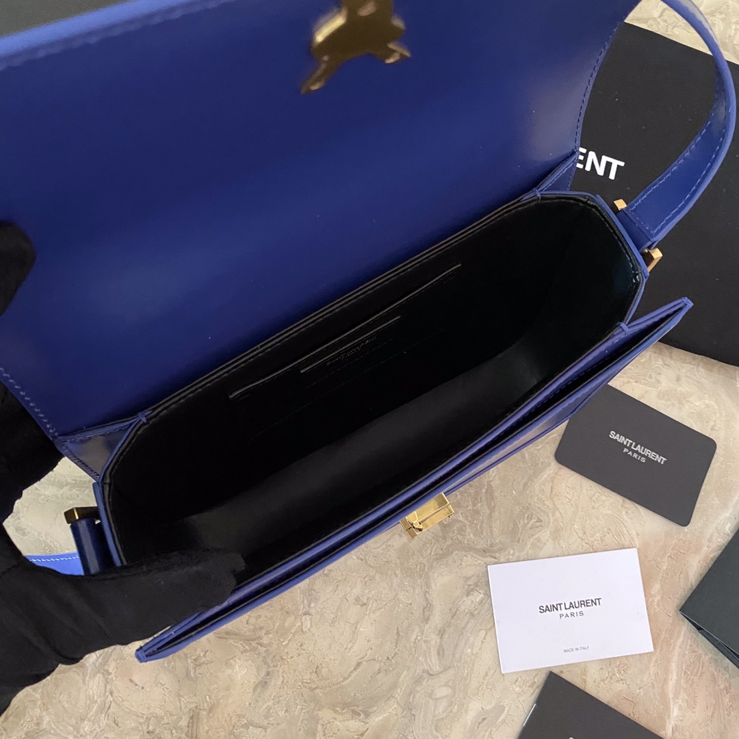 SOLFERINO MIDDLE SATCHEL IN LACQUERED AYERS1:1High-quality replica