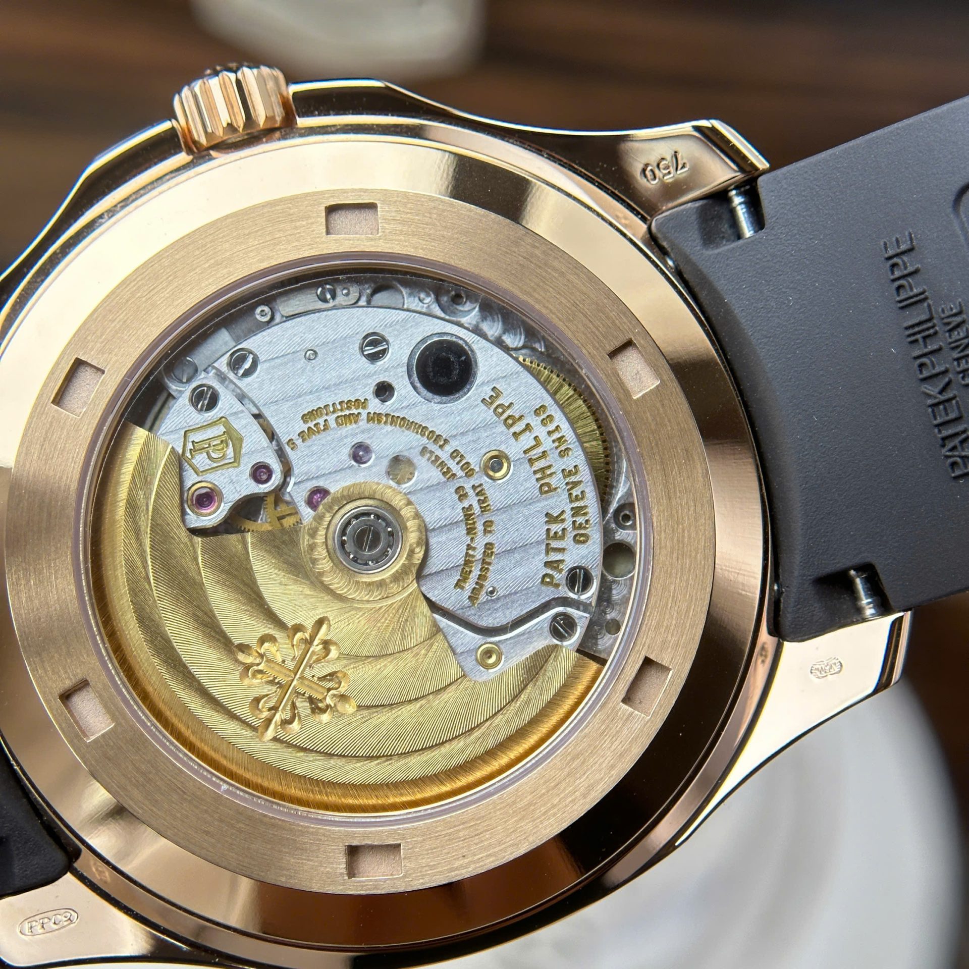 Patek Philippe Aquanaut 5167R Best Replica Watch Custom Like Auth 40mm - Top club