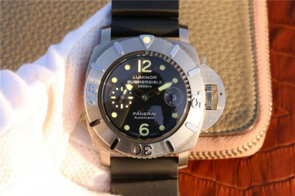 Replica Panerai Special Editions XF PAM194 Black Dial Rubber Strap A7750 - Top club